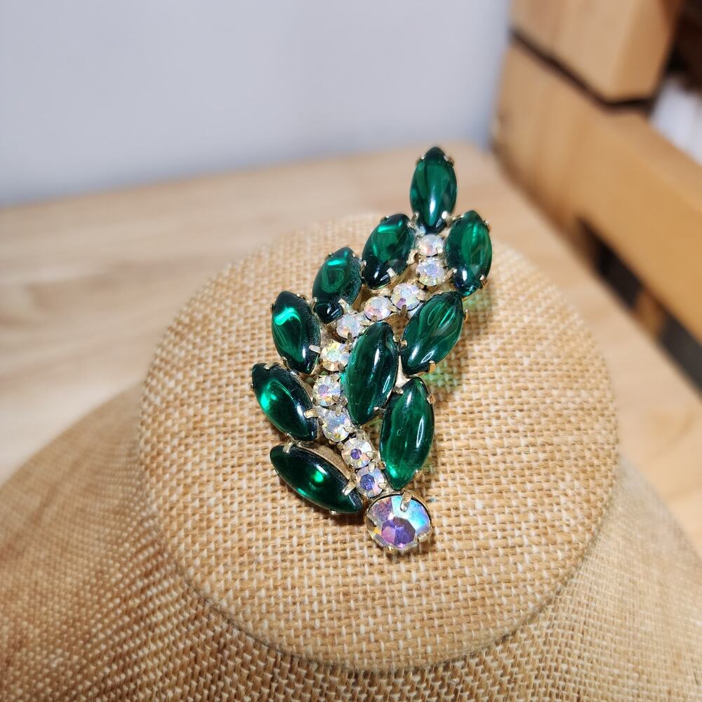 Green w/AB Crystal Gold Tone Leaf Brooch Vintage Pin Wingback Prong Set 2.5"